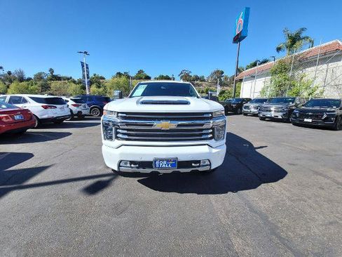 Used 2022 Chevrolet Silverado 2500 High Country w/ Z71 Off-Road Package image 3