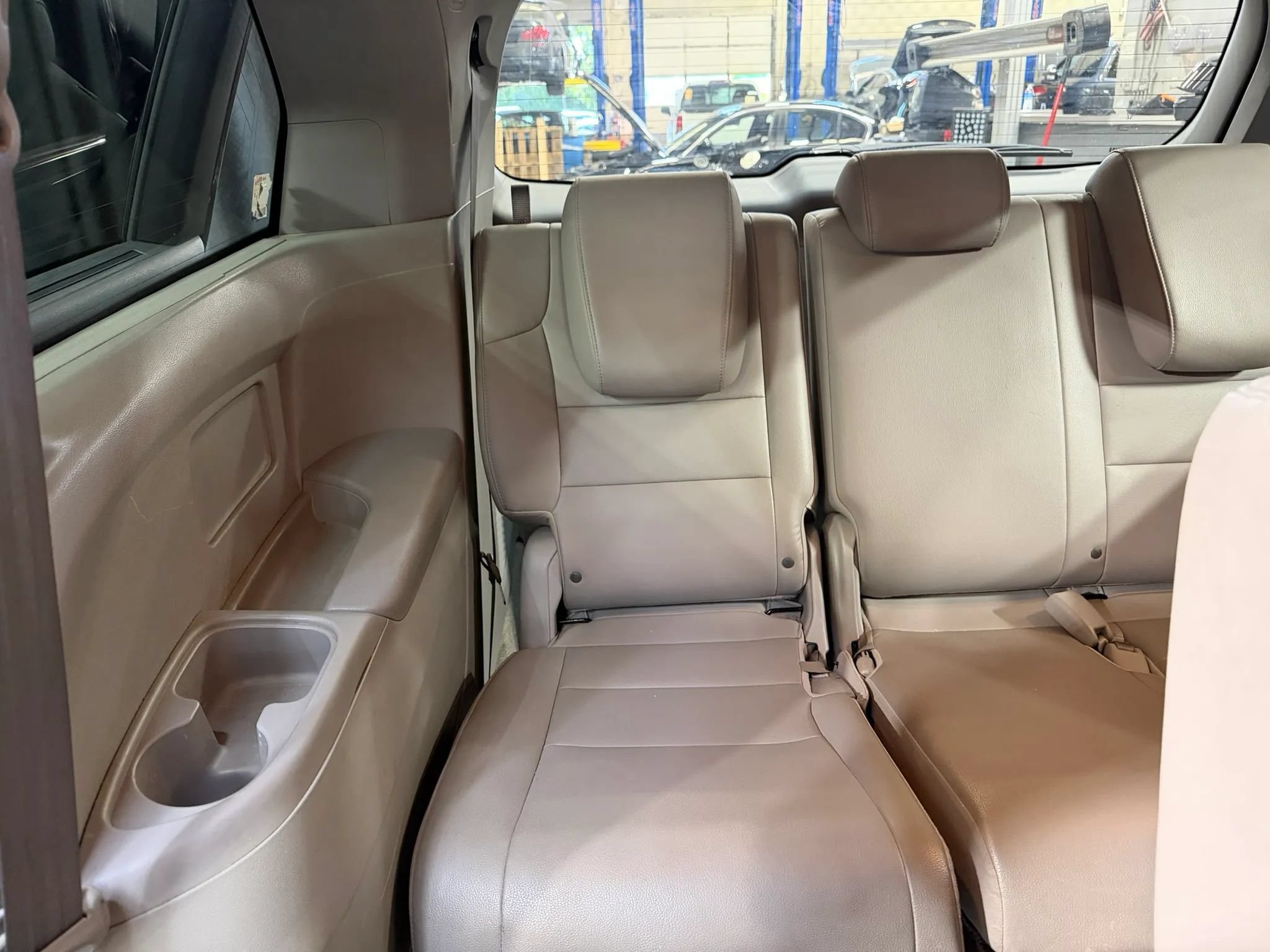 Used 2015 Honda Odyssey EX-L image 35