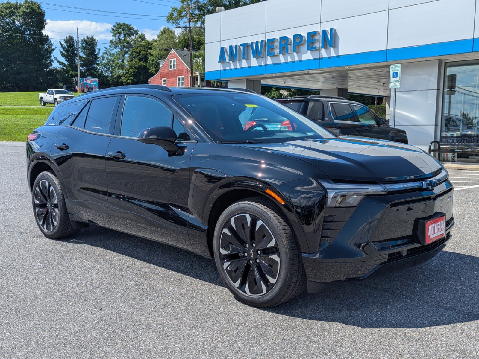Used 2024 Chevrolet Blazer EV RS RWD image 2