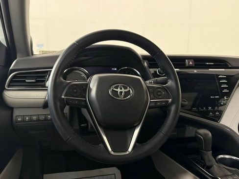 Used 2019 Toyota Camry XLE w/ Driver Assist Package FWD image 19