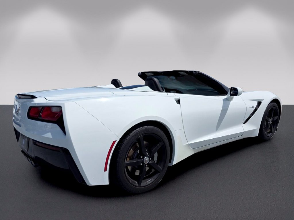 Used 2015 Chevrolet Corvette Stingray Convertible RWD image 4