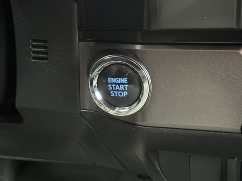 Used 2023 Toyota Tacoma TRD Sport image 23