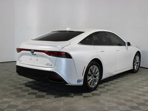 Used 2021 Toyota Mirai w/ Advanced Technology Package RWD image 38