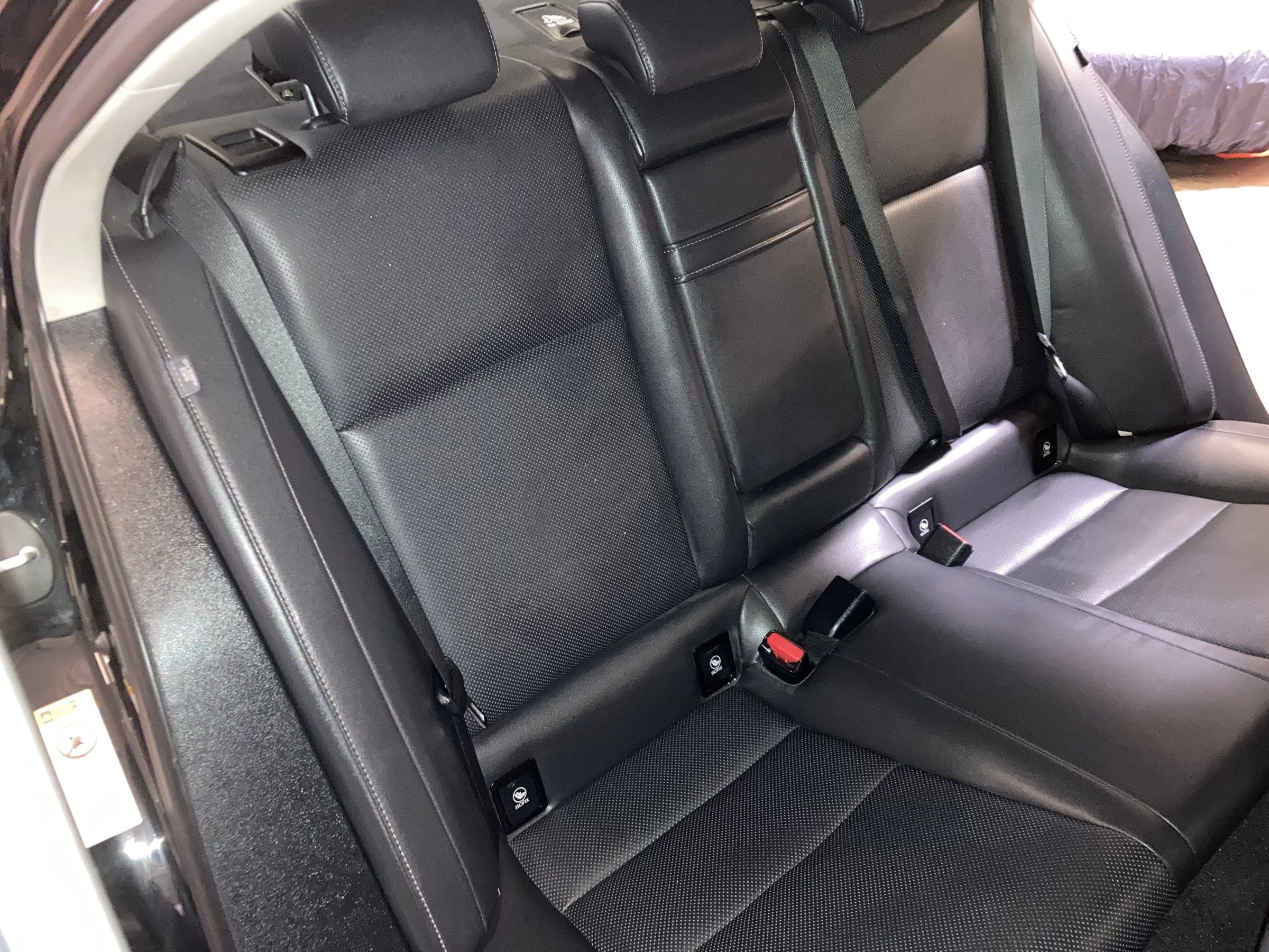 Used 2016 Lexus IS 200t RWD image 39