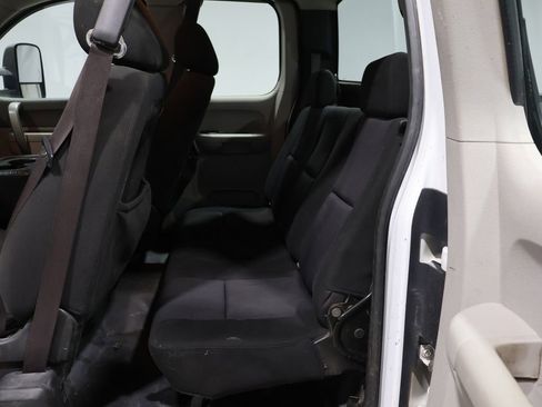 Used 2010 Chevrolet Silverado 2500 W/T image 18