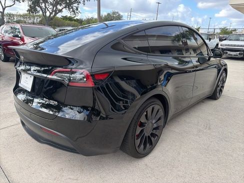 Used 2023 Tesla Model Y Performance image 6