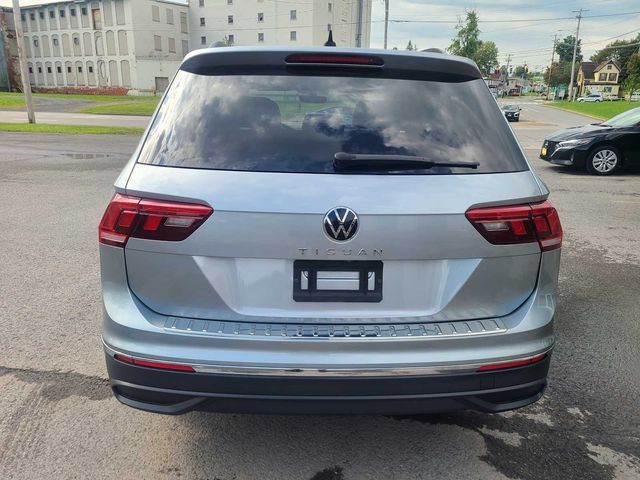 Used 2023 Volkswagen Tiguan S FWD image 9