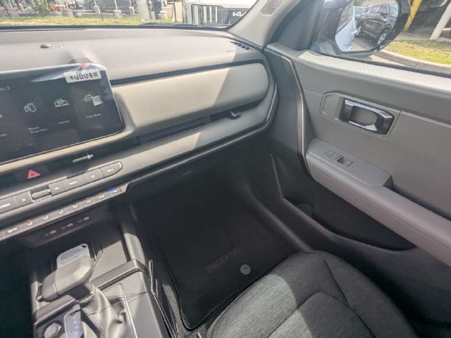 New 2027 Kia Seltos S FWD image 17