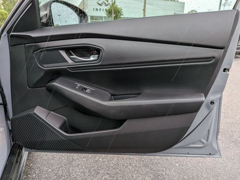 Used 2025 Honda Accord SE image 33