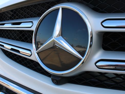 Used 2022 Mercedes-Benz GLC 300 image 14