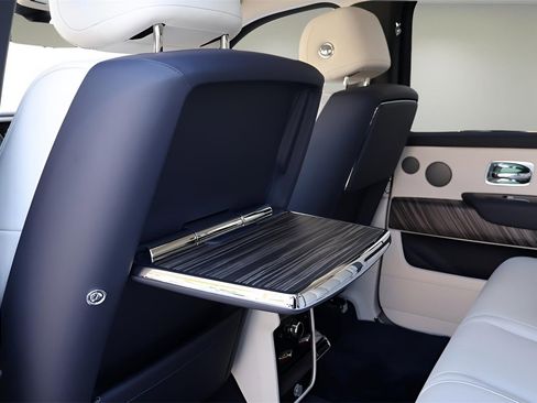 New 2026 Rolls-Royce Cullinan image 19