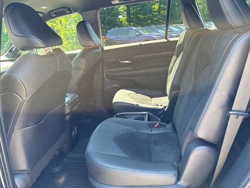Used 2026 Toyota Grand Highlander AWD Hybrid image 17