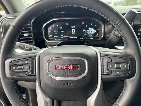 Used 2024 GMC Sierra 1500 Elevation AWD/4WD image 14
