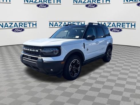 Used 2025 Ford Bronco Sport Outer Banks w/ Outer Banks Tech Package+ AWD/4WD image 3