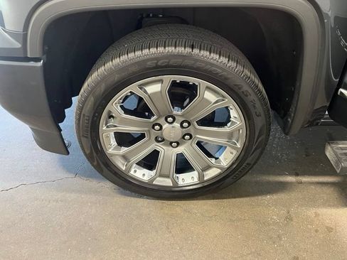 Used 2018 GMC Sierra 1500 Denali w/ Denali Ultimate Package AWD/4WD image 31