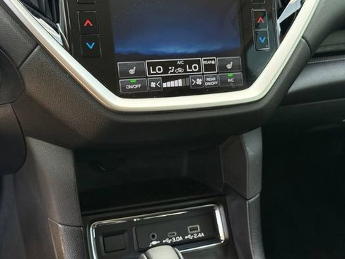 Used 2023 Subaru Ascent Limited AWD/4WD image 20