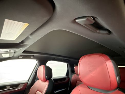 Certified 2026 Porsche Cayenne AWD/4WD image 27