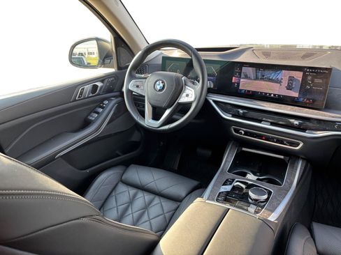 Used 2024 BMW X7 xDrive40i AWD/4WD image 26