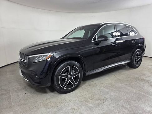 Certified 2026 Mercedes-Benz GLC 300 image 8