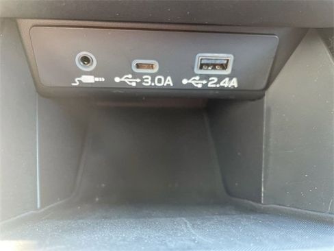 Certified 2025 Subaru Outback Premium image 25