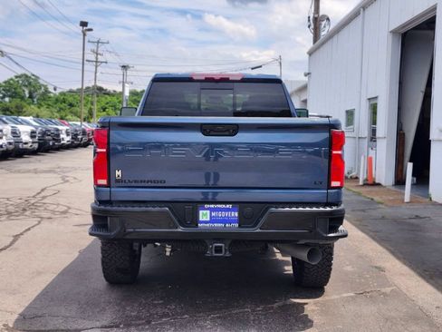 Used 2026 Chevrolet Silverado 3500 LT w/ Trail Boss Package AWD/4WD image 4