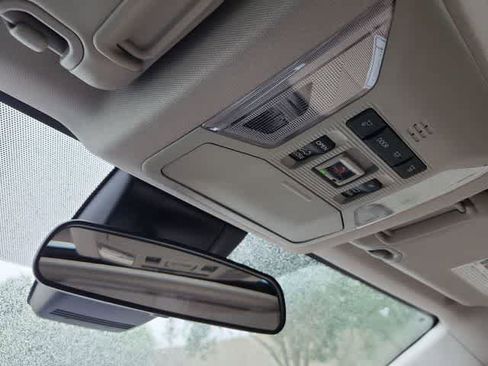 Certified 2025 Toyota RAV4 XLE w/ Convenience Package FWD image 26