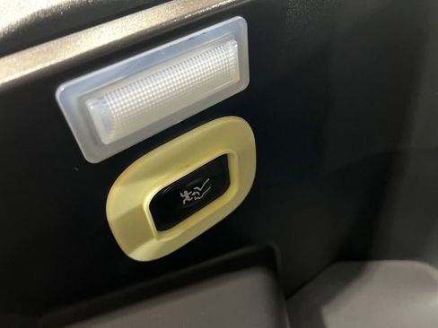 Used 2021 Ford Mustang Mach-E Select image 44