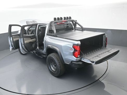 Used 2025 Chevrolet Colorado ZR2 w/ Technology Package AWD/4WD image 72