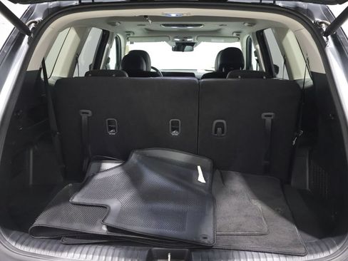 Used 2025 Kia Telluride S AWD/4WD image 4
