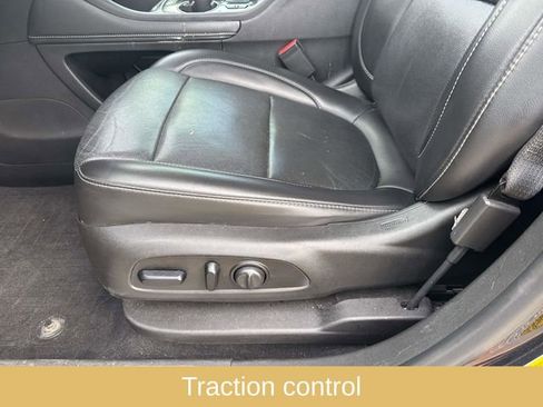 Used 2021 GMC Acadia SLT w/ Preferred Package image 21