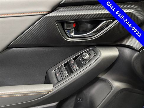 Used 2024 Subaru Crosstrek 2.5i Limited w/ Crosstrek Mirror Package image 25