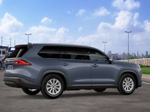 New 2026 Toyota Grand Highlander XLE FWD image 13