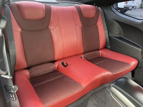Used 2013 Hyundai Genesis 2.0T image 26