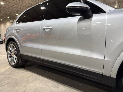 Used 2020 Porsche Cayenne image 26