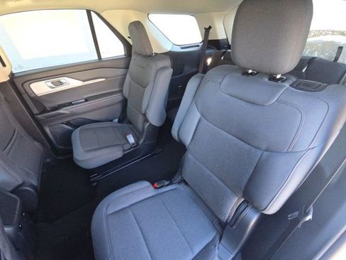 New 2026 Ford Explorer Active AWD/4WD image 17