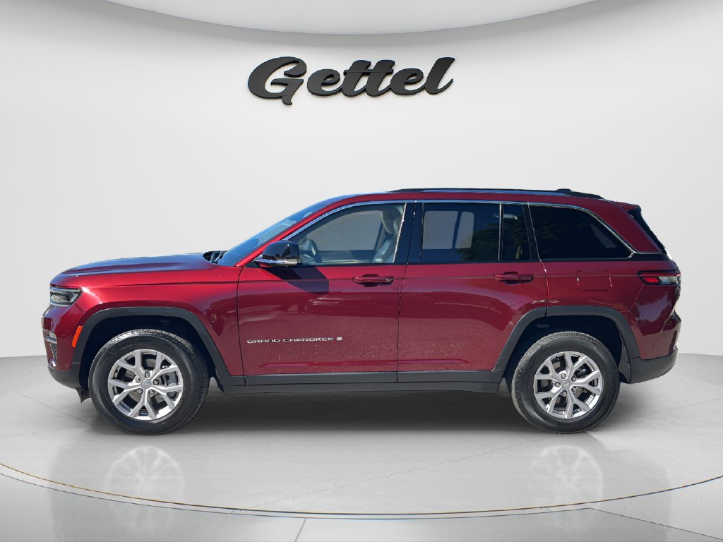 Used 2022 Jeep Grand Cherokee Limited w/ Luxury Tech Group II RWD image 9