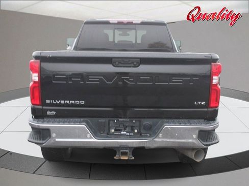Used 2022 Chevrolet Silverado 3500 LTZ w/ LTZ Plus Package image 4