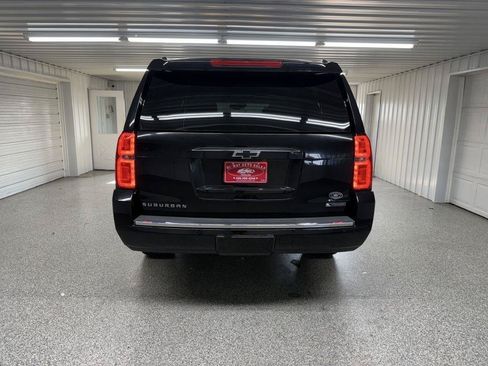 Used 2017 Chevrolet Suburban Premier AWD/4WD image 5