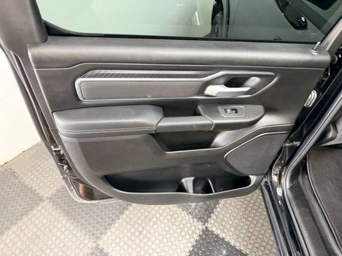 Used 2025 RAM 1500 Big Horn AWD/4WD image 33
