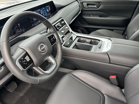 New 2026 Nissan Armada SV image 10