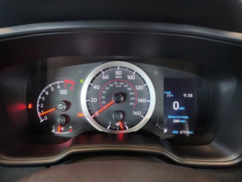 Used 2021 Toyota Corolla SE FWD image 20