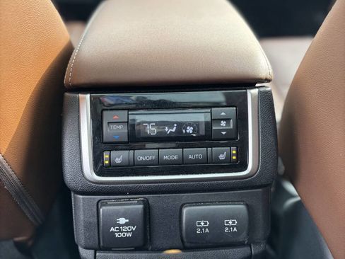 Used 2022 Subaru Ascent Touring image 23
