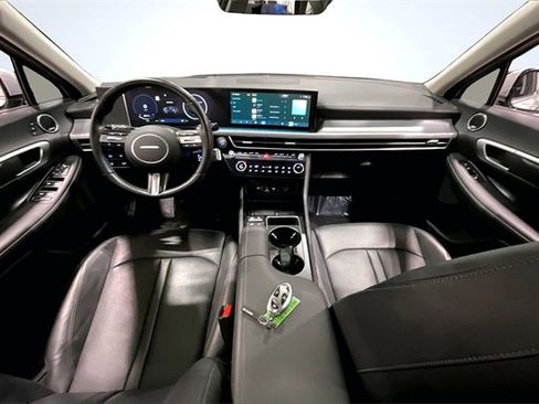 Used 2025 Hyundai Sonata Limited image 16