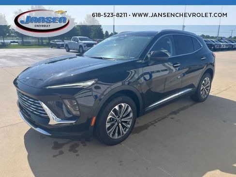 Used 2024 Buick Envision Preferred AWD/4WD image 3