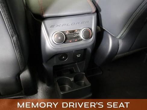 Used 2025 Ford Explorer ST-Line w/ Premium Package AWD/4WD image 21