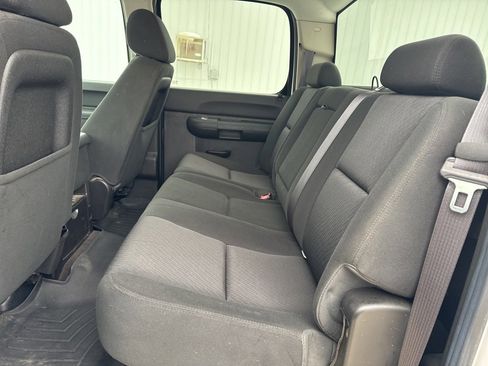 Used 2013 Chevrolet Silverado 2500 LT image 25