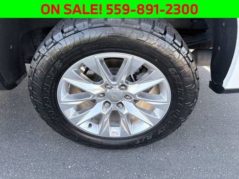 Used 2021 Chevrolet Silverado 1500 LTZ w/ LTZ Premium Package AWD/4WD image 27