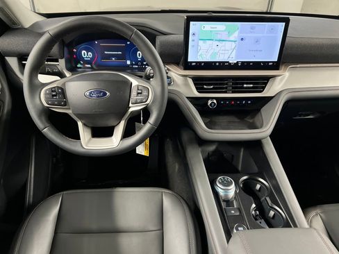 New 2026 Ford Explorer Active w/ Active Comfort Package AWD/4WD image 7