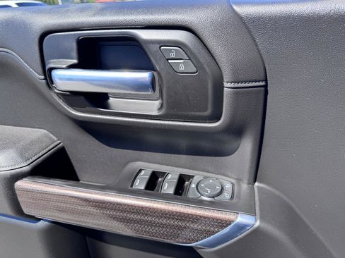 Used 2020 Chevrolet Silverado 1500 LT Trail Boss AWD/4WD image 25
