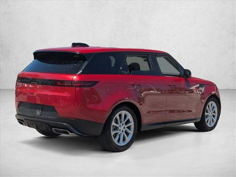 Used 2025 Land Rover Range Rover Sport SE AWD/4WD image 5